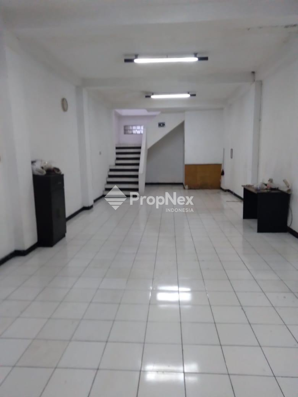 Ruko di jalan Galunggung  Malang — foto 2